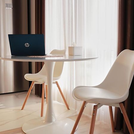 Lovely 1-Bedroom Rental Unit In Downtown Dusjanbe Exteriör bild